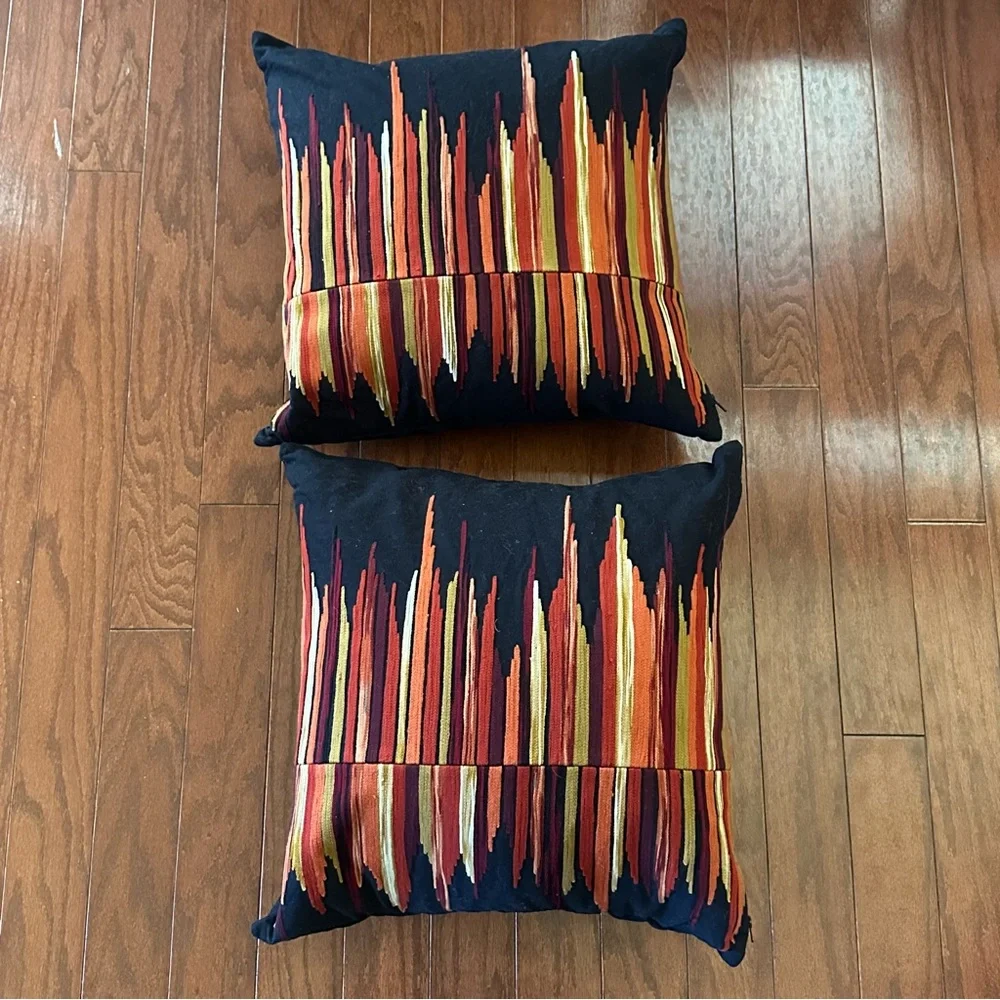 Crate & Barrel Black Red Embroidered Accent Pillows‎ Striking Design Set of 2